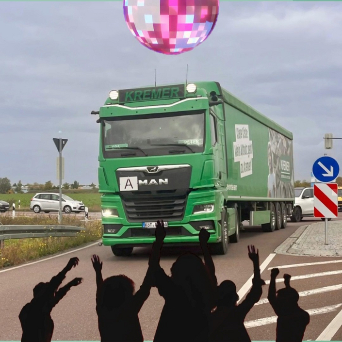 Auf geht’s in die letzte Runde vor dem wohl verdienten Wochenende 💪💪💪 Auf geht’s in die letzte Runde vor dem wohl verdienten Wochenende 💪💪💪